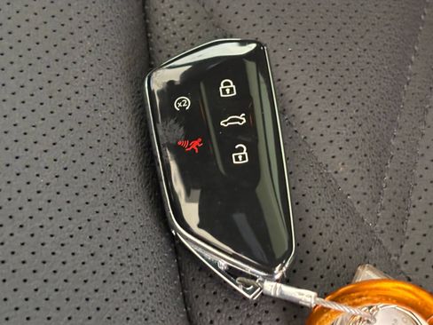 Used 2026 Volkswagen Atlas Cross Sport SE FWD image 22