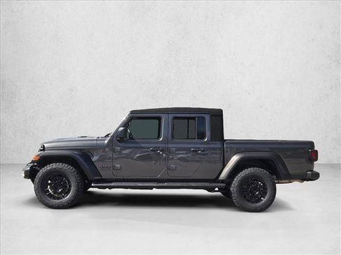 Used 2024 Jeep Gladiator Sport image 9