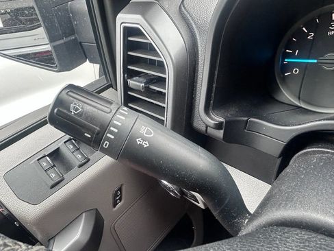 Used 2019 Ford F150 XLT w/ Equipment Group 302A Luxury AWD/4WD image 24