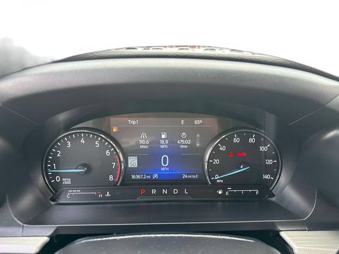 Certified 2024 Ford Explorer XLT w/ Equipment Group 202A AWD/4WD image 17