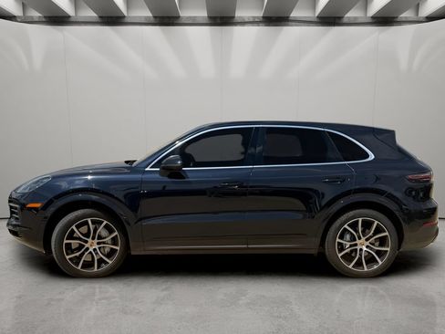 Used 2020 Porsche Cayenne S AWD/4WD image 2