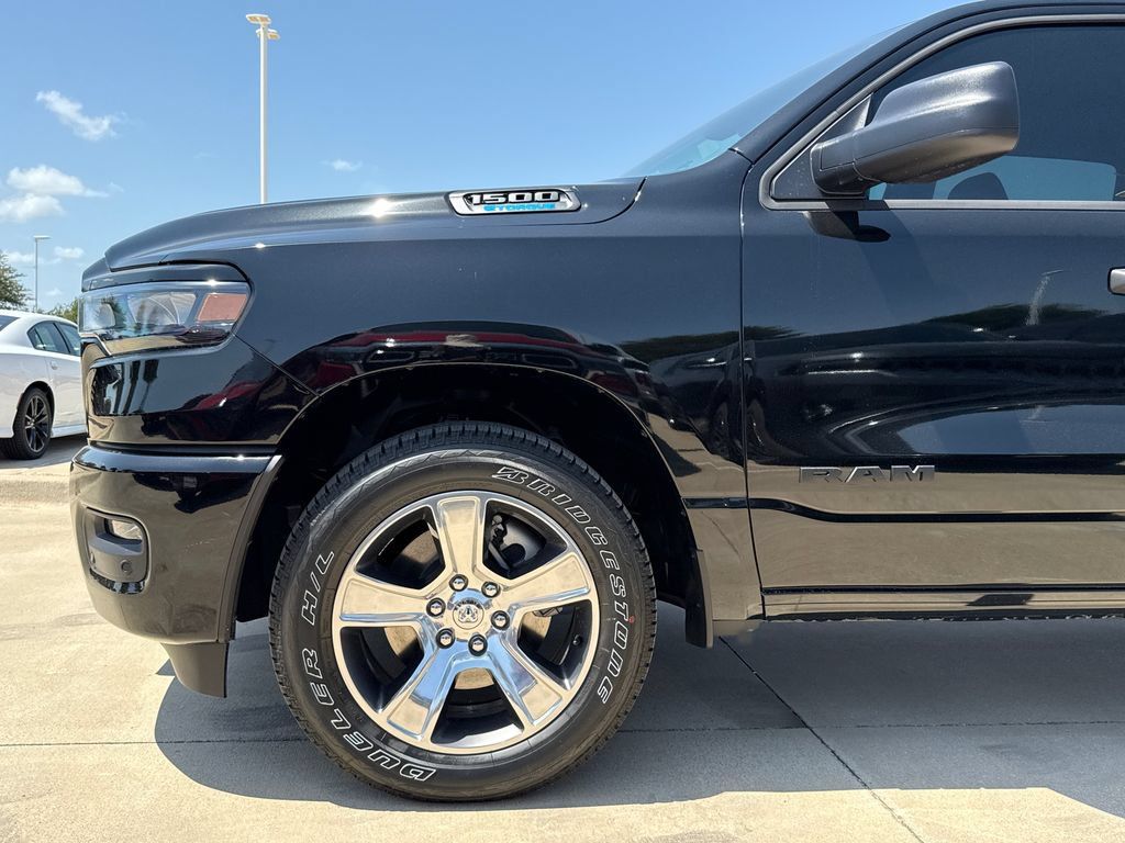 New 2026 RAM 1500 Express RWD image 5