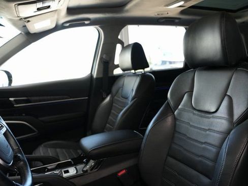 Used 2024 Kia Telluride SX Prestige X-Line image 18