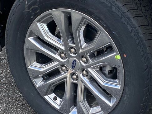 New 2025 Ford F150 Lariat w/ Equipment Group 501A Mid image 15