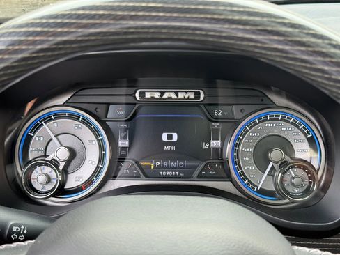 Used 2020 RAM 1500 Limited image 16