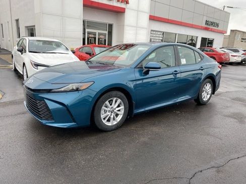 New 2026 Toyota Camry LE image 6
