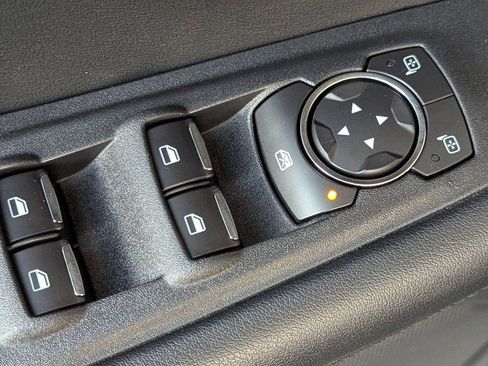 Certified 2022 Ford Edge SE w/ Black Appearance Package image 22