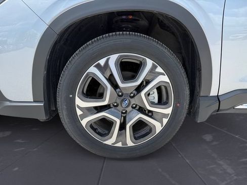 Certified 2025 Subaru Ascent Touring AWD/4WD image 14