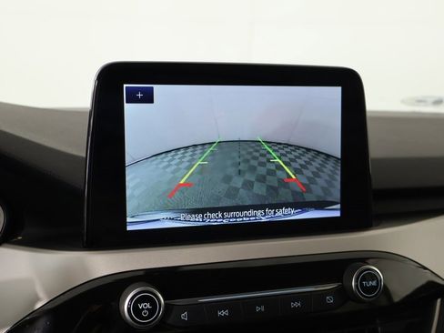 Used 2021 Ford Escape SE image 6