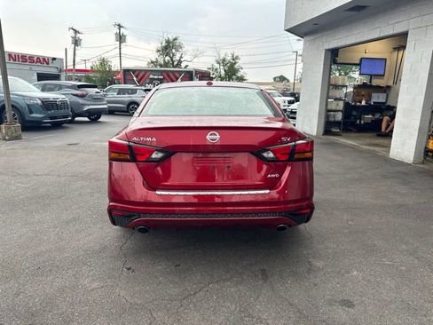 Used 2020 Nissan Altima 2.5 SV AWD/4WD image 3