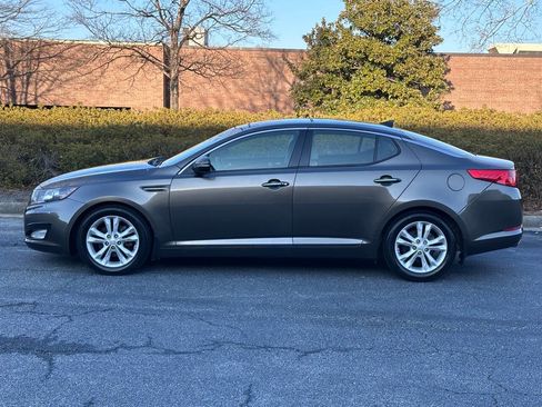 Used 2013 Kia Optima EX w/ Premium Pkg image 5