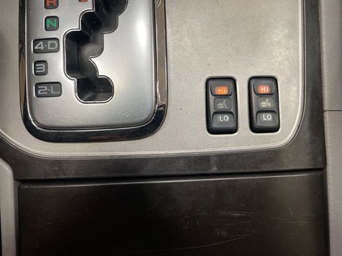 Used 2003 Toyota Land Cruiser image 26