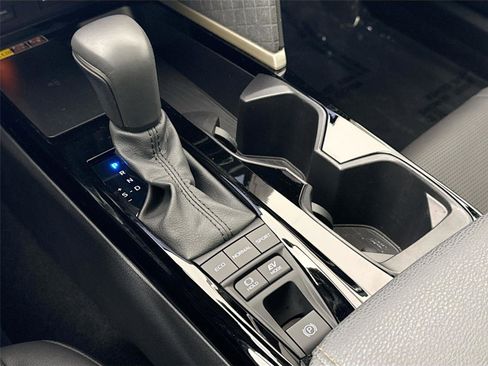 Certified 2025 Toyota Camry XLE w/ Premium Plus Package FWD image 27