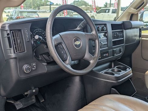 Used 2020 Chevrolet Express 3500 Extended w/ Driver Convenience Package image 12