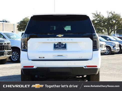 New 2026 Chevrolet Suburban LT w/ Comfort Package image 5