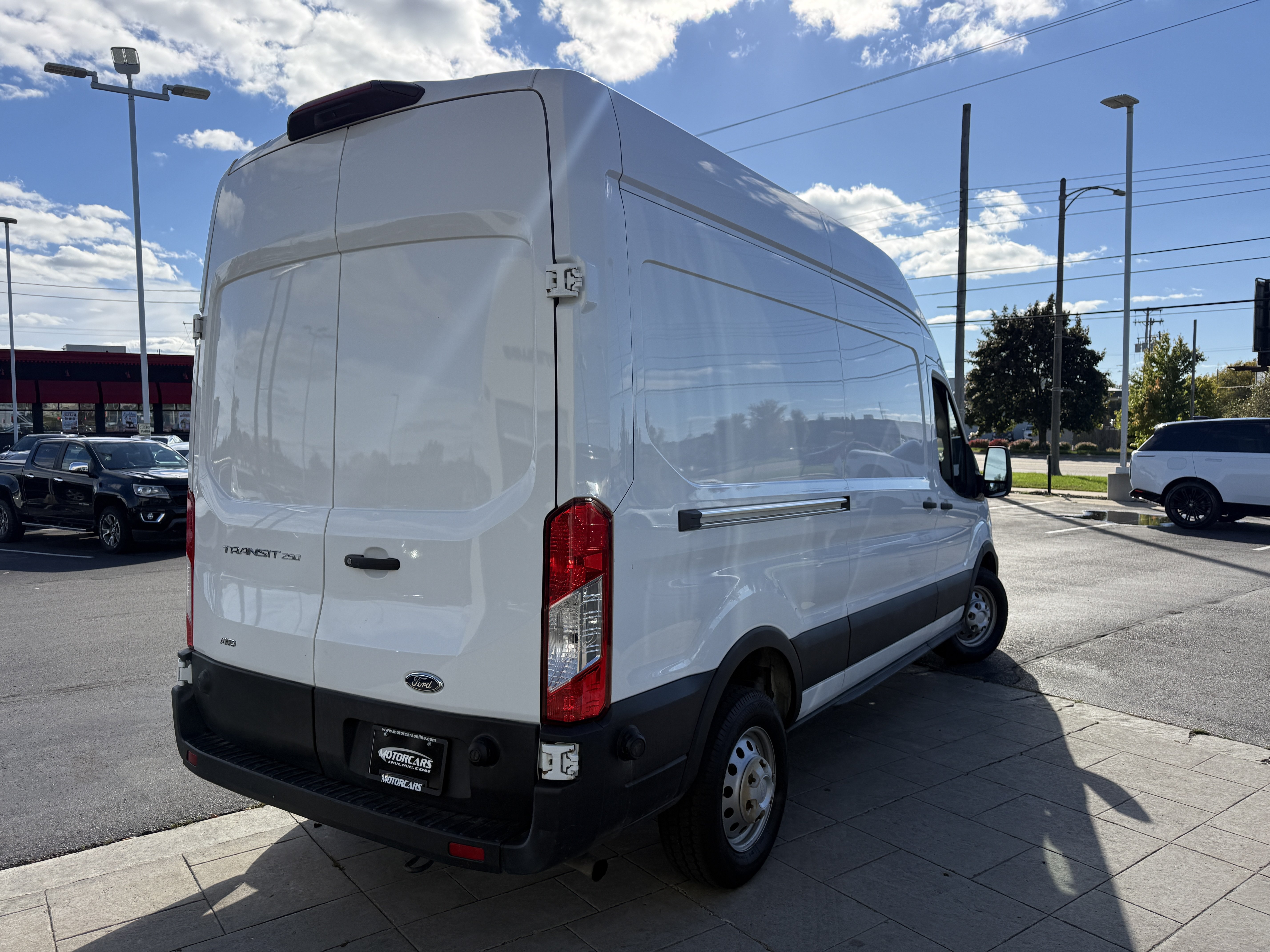 Used 2025 Ford Transit 250 148 High Roof AWD w/ Load Area Protection Package image 6