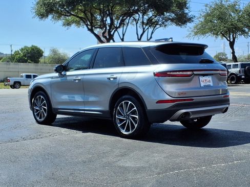 Used 2023 Lincoln Corsair FWD w/ Equipment Group 101A image 8