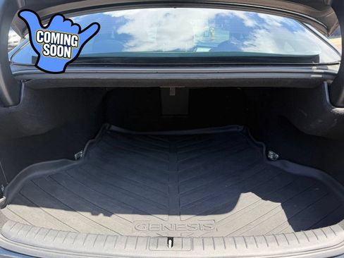 Used 2015 Hyundai Genesis 5.0 RWD image 17