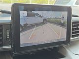Used 2022 Ford Explorer XLT w/ Equipment Group 202A image 4