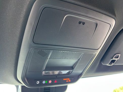 New 2026 GMC Acadia Elevation image 59