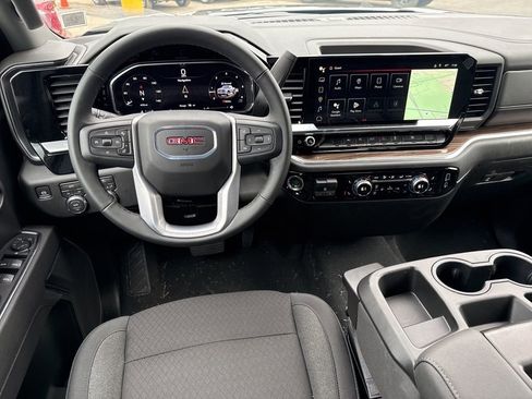 New 2026 GMC Sierra 1500 Elevation image 11