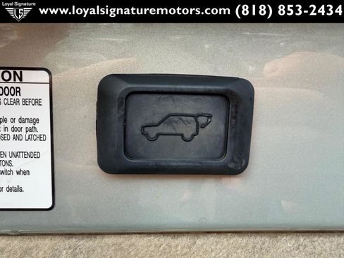 Used 2005 Lexus RX 330 image 12