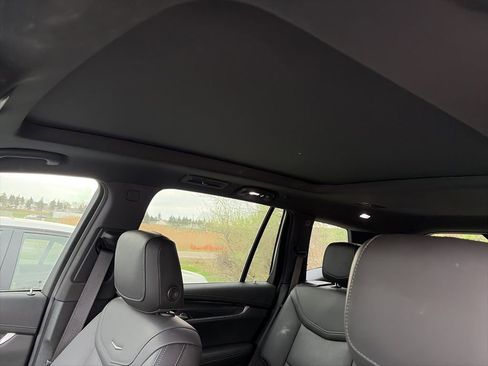 Used 2023 Cadillac XT6 Sport image 5