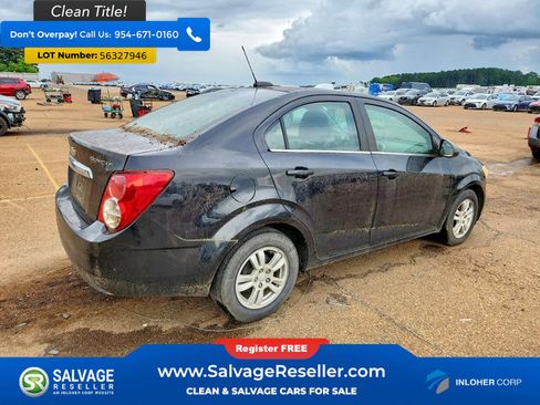 Used 2015 Chevrolet Sonic LT FWD image 4