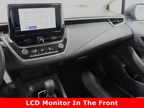 Used 2024 Toyota Corolla LE image 15