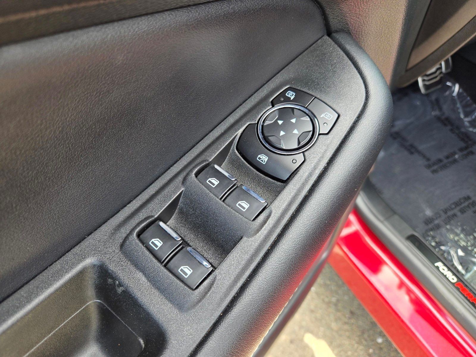 Used 2023 Ford Edge ST AWD/4WD image 15