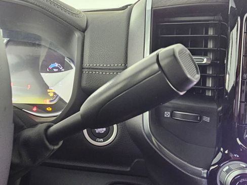 New 2025 RAM 2500 Laramie image 35