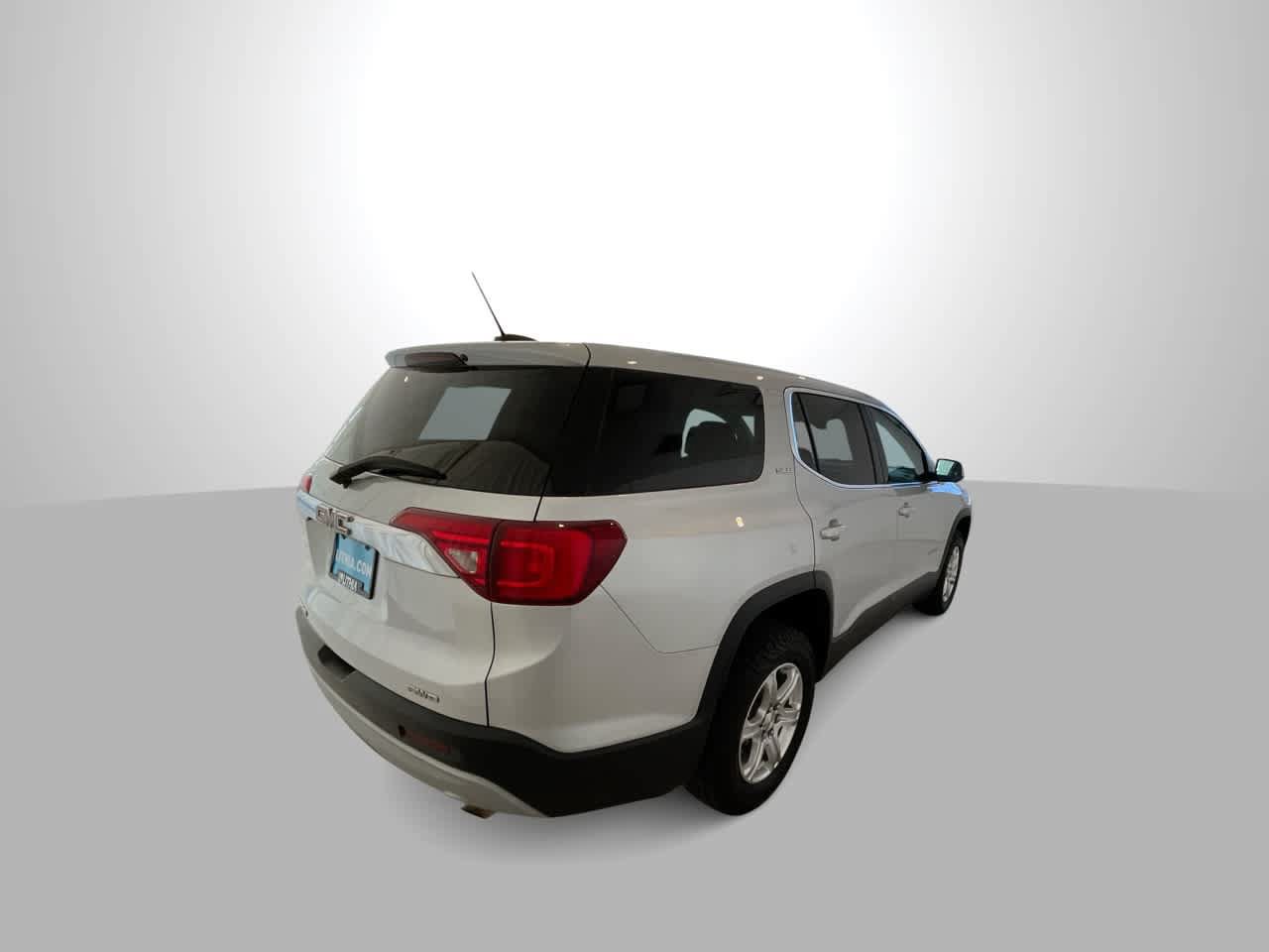 Used 2019 GMC Acadia SLE AWD/4WD image 8