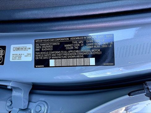 New 2026 Volvo XC60 B5 Plus w/ Protection Package Premier image 25