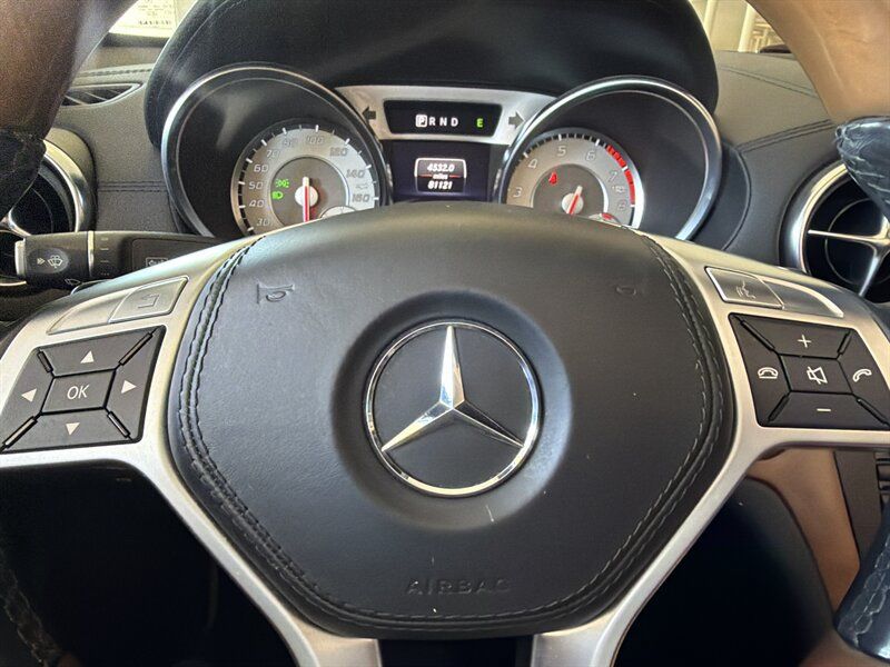 Used 2015 Mercedes-Benz SL 400 w/ Premium I Package image 28
