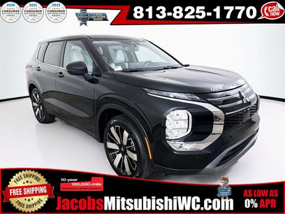 New 2025 Mitsubishi Outlander SE