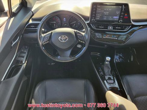 Certified 2022 Toyota C-HR Limited image 12