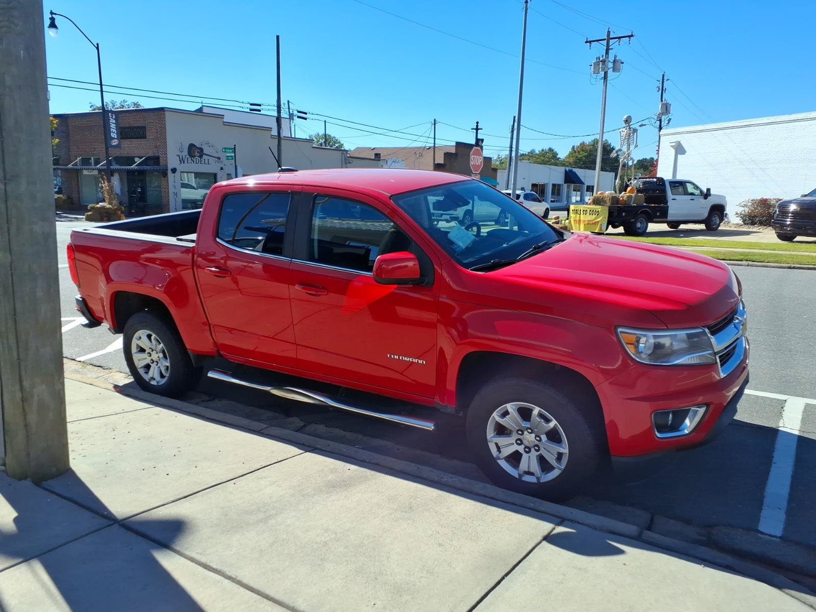 Used 2018 Chevrolet Colorado LT w/ LT Convenience Package RWD image 9