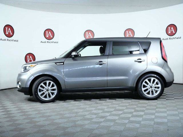 Used 2017 Kia Soul + w/ Primo Package FWD image 5