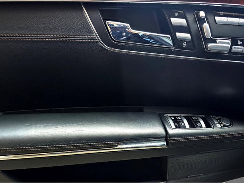 Used 2013 Mercedes-Benz S 63 AMG image 23