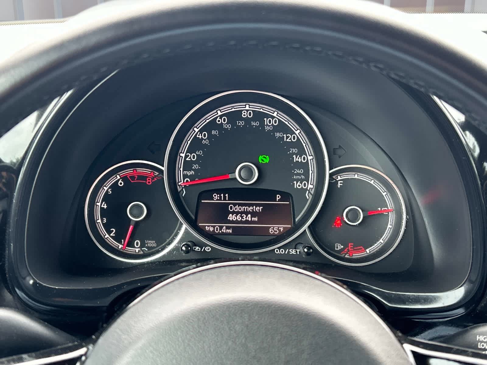 Used 2019 Volkswagen Beetle 2.0T S FWD image 27