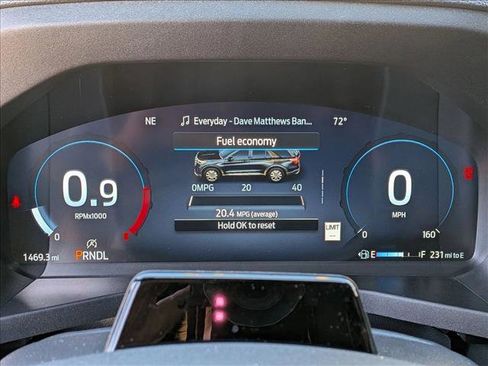 Used 2025 Ford Explorer ST-Line image 11