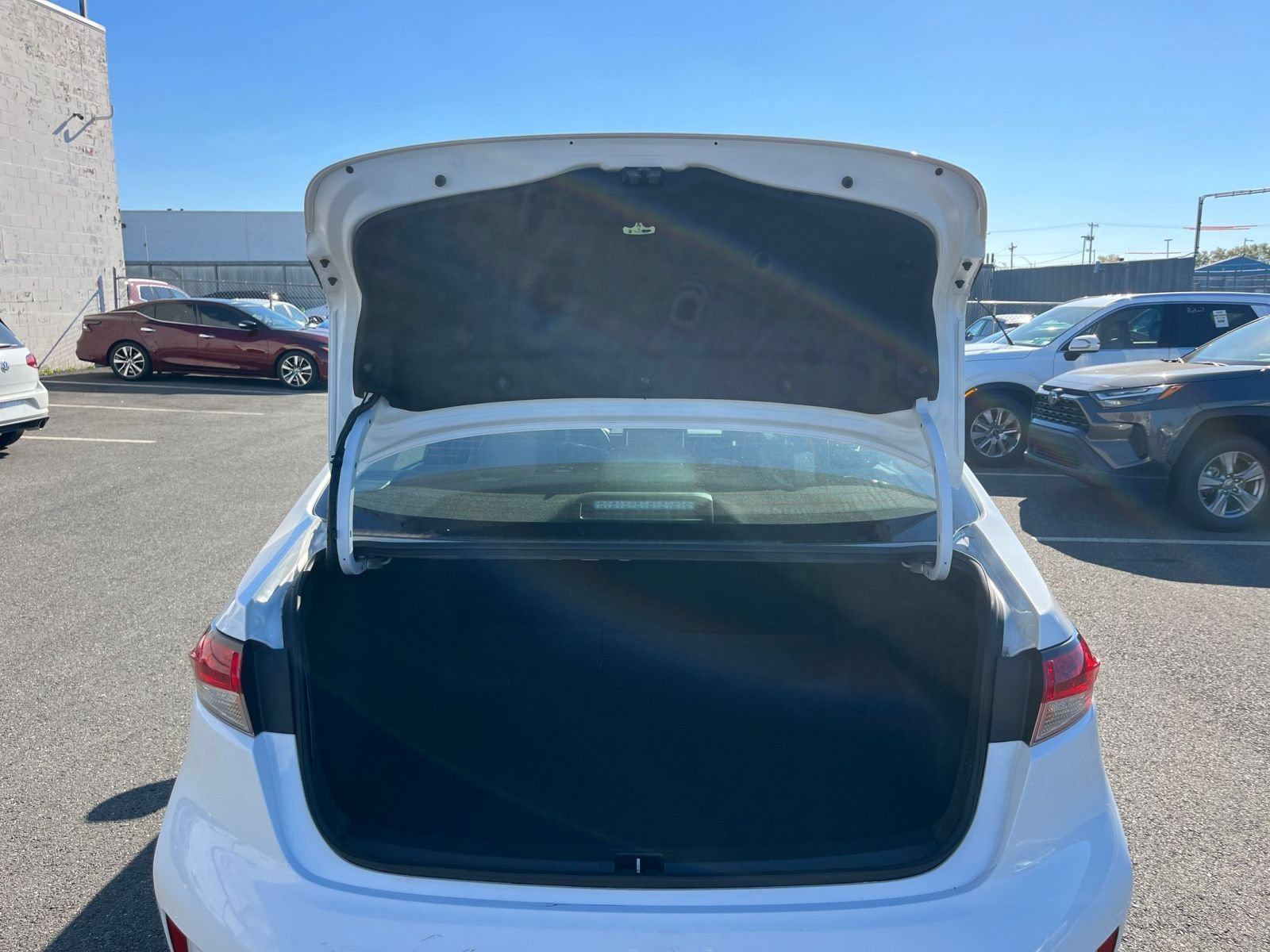 Used 2025 Toyota Corolla LE FWD image 29