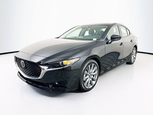 Used 2025 MAZDA MAZDA3 s image 3