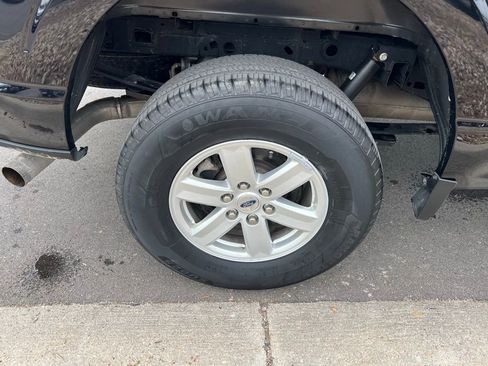 Used 2023 Ford F150 XLT image 11