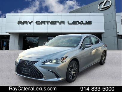 Certified 2023 Lexus ES 350 w/ Premium Package
