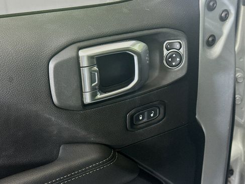 Used 2023 Jeep Wrangler Sahara w/ Cold Weather Group image 15