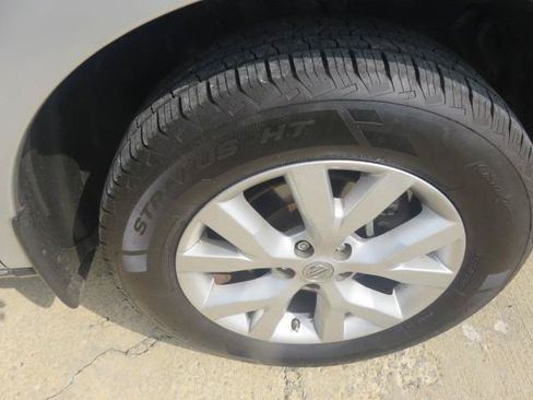 Used 2014 Nissan Murano SV w/ Value Package AWD/4WD image 9