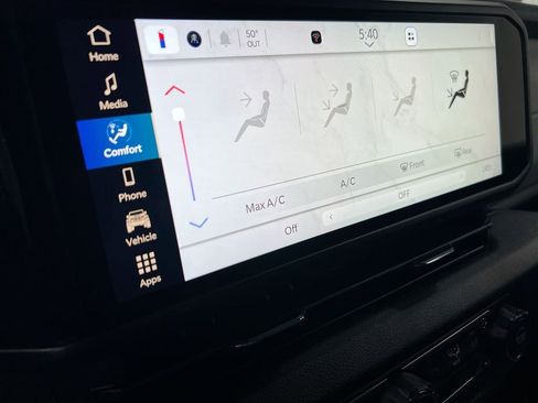 New 2026 Jeep Gladiator Sport image 15