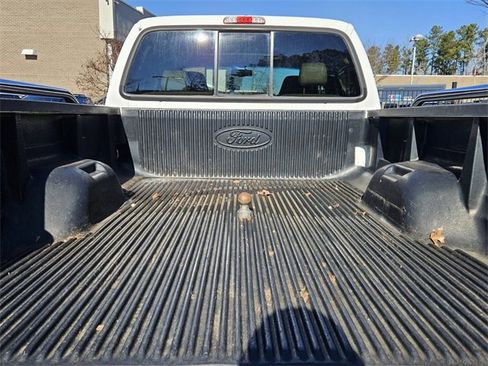 Used 2006 Ford F350 XLT image 7