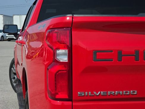 Used 2019 Chevrolet Silverado 1500 RST w/ All-Star Edition AWD/4WD image 12